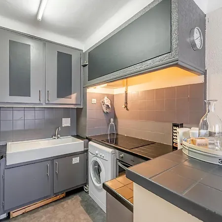 Apartment Avec Balcon, A 50m, Proche Vieux Port